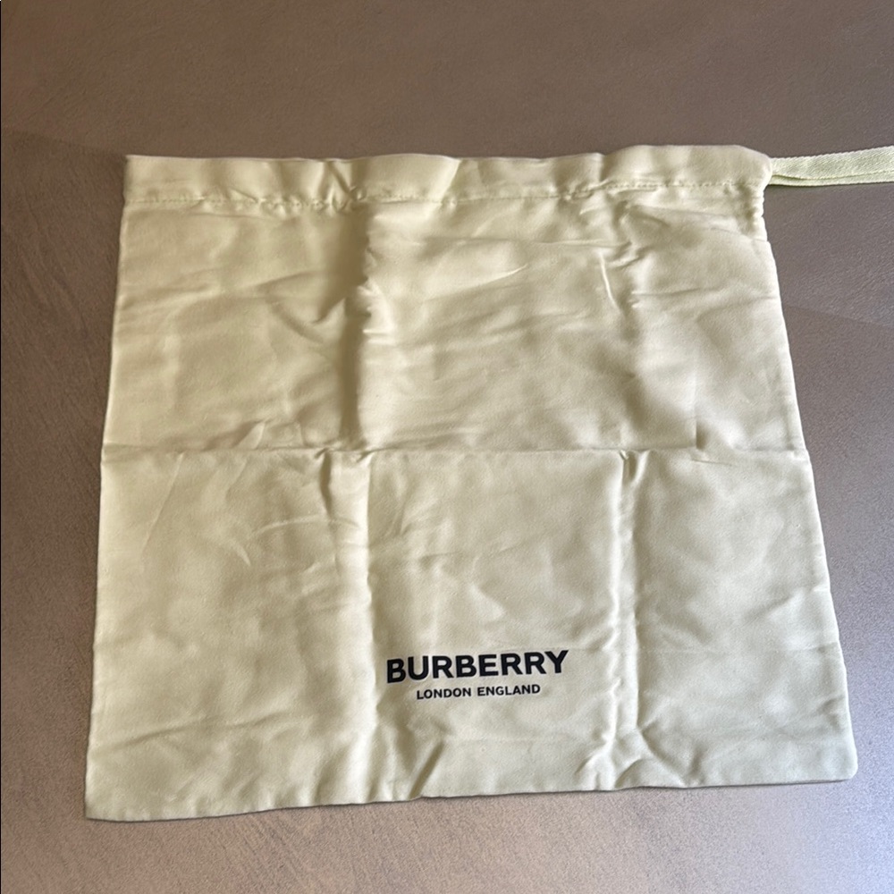 Burberry Light Green Cream Dust Bag